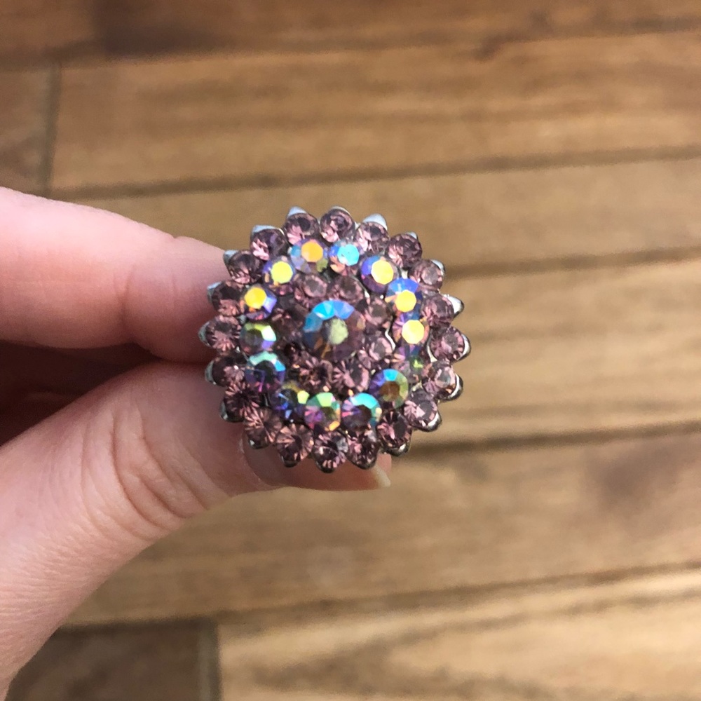 Gorgeous Lavender Costume Ring!